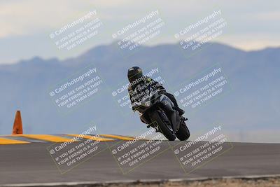 media/Sep-11-2022-SoCal Trackdays (Sun) [[81b7e951af]]/Turn 9 (930am)/